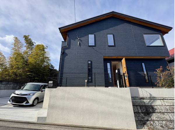 神奈川県横須賀市湘南鷹取１丁目の新築戸建