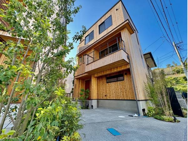 神奈川県鎌倉市七里ガ浜１丁目の新築戸建