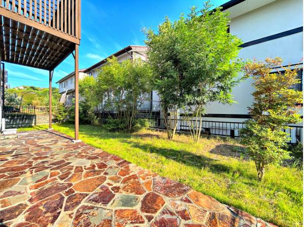 神奈川県藤沢市片瀬山３丁目の中古戸建
