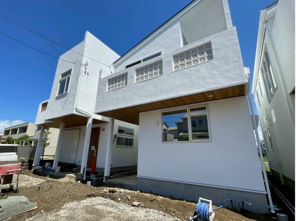 神奈川県藤沢市本鵠沼４丁目の新築戸建