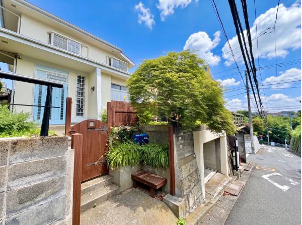 神奈川県逗子市小坪６丁目の中古戸建