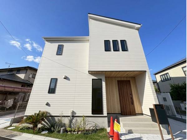 神奈川県藤沢市辻堂６丁目の新築戸建