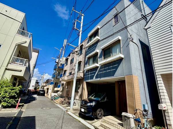 神奈川県藤沢市鵠沼海岸１丁目の中古戸建
