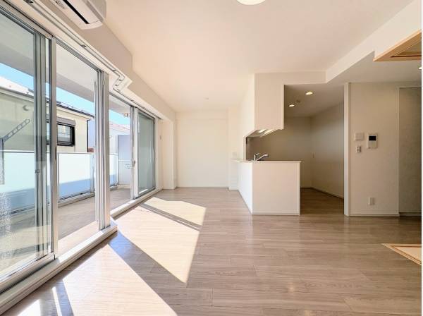 神奈川県茅ヶ崎市赤松町のマンション