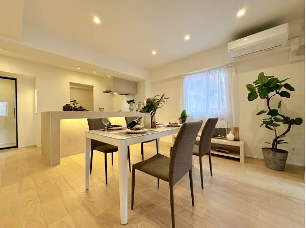 神奈川県逗子市小坪５丁目のマンション