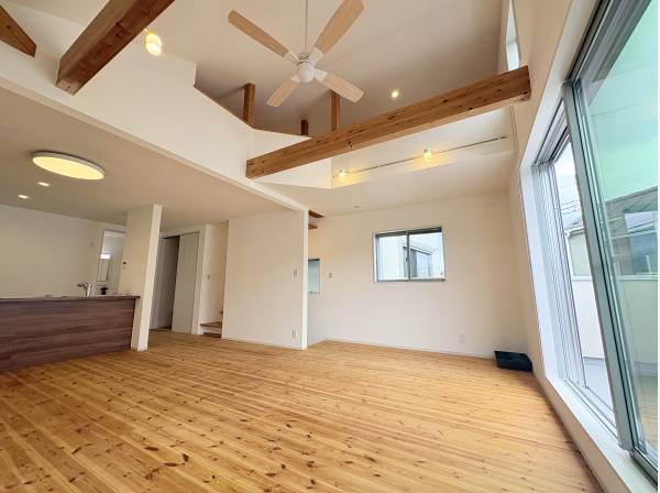 神奈川県茅ヶ崎市松が丘２丁目の中古戸建