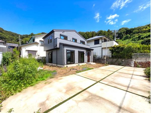 神奈川県三浦郡葉山町一色の新築戸建