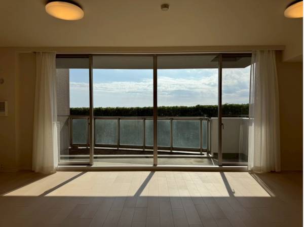 神奈川県藤沢市片瀬４丁目のマンション