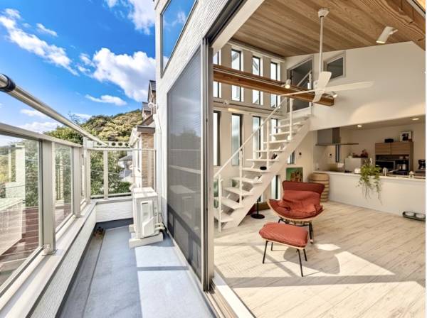 神奈川県三浦郡葉山町長柄の中古戸建