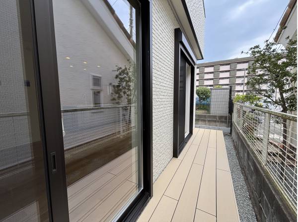 神奈川県藤沢市鵠沼海岸３丁目の新築戸建