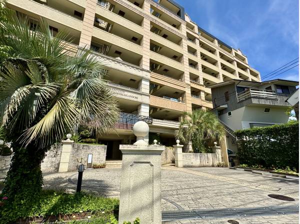 神奈川県横須賀市秋谷２丁目のマンション