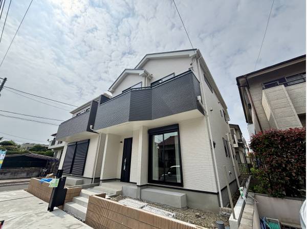 神奈川県逗子市桜山３丁目の新築戸建