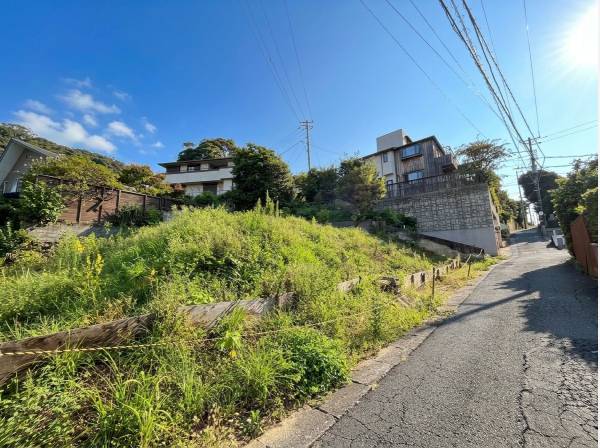 神奈川県三浦郡葉山町堀内の土地