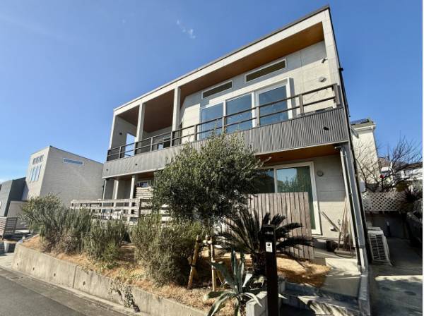 神奈川県横須賀市佐島の丘１丁目の中古戸建