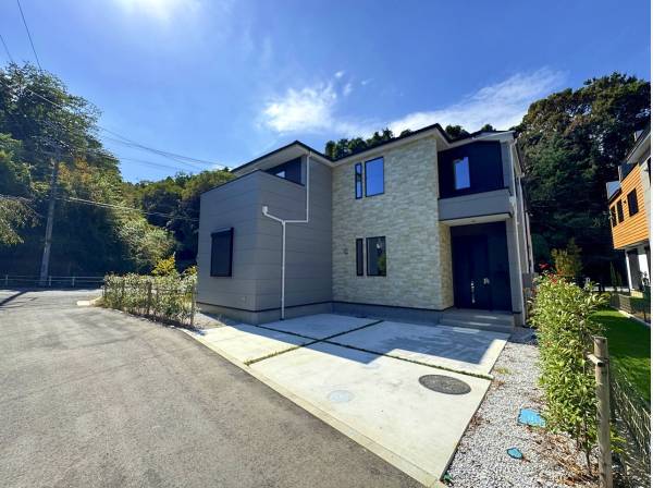 神奈川県鎌倉市梶原３丁目の新築戸建