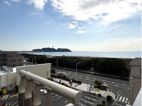 神奈川県藤沢市鵠沼海岸１丁目のマンション