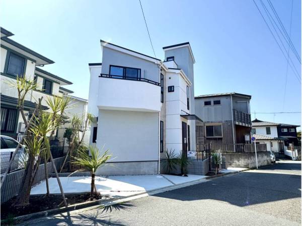 神奈川県鎌倉市七里ガ浜２丁目の新築戸建