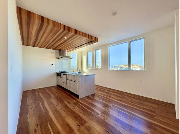 神奈川県藤沢市片瀬４丁目の新築戸建