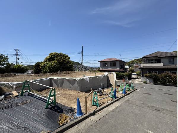 神奈川県三浦郡葉山町一色の土地