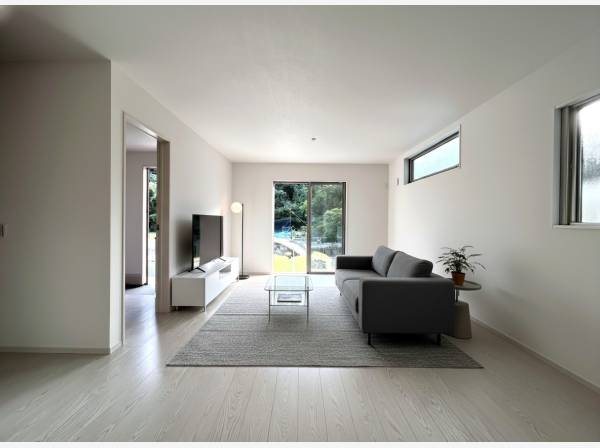 神奈川県横須賀市浦賀２丁目の新築戸建