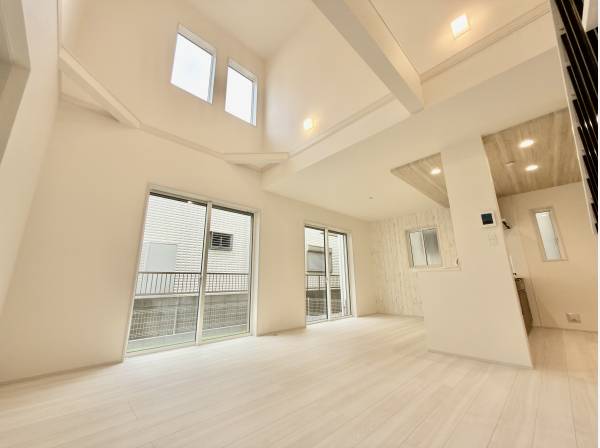神奈川県平塚市虹ケ浜の新築戸建