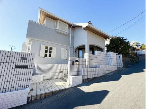 神奈川県鎌倉市梶原３丁目の中古戸建