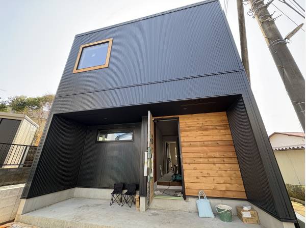 神奈川県茅ヶ崎市赤羽根の新築戸建