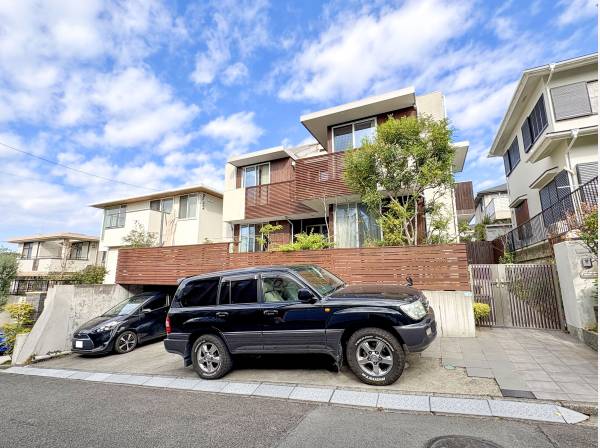 お宝ハウス 神奈川県藤沢市片瀬山2丁目 / 中古戸建 / 1億1,000万円【東宝ハウス