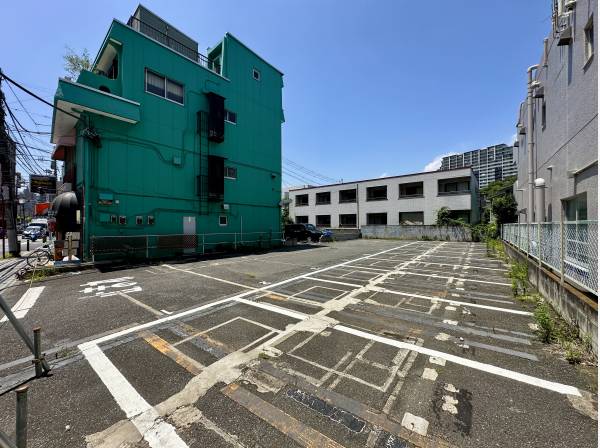 神奈川県藤沢市朝日町の土地