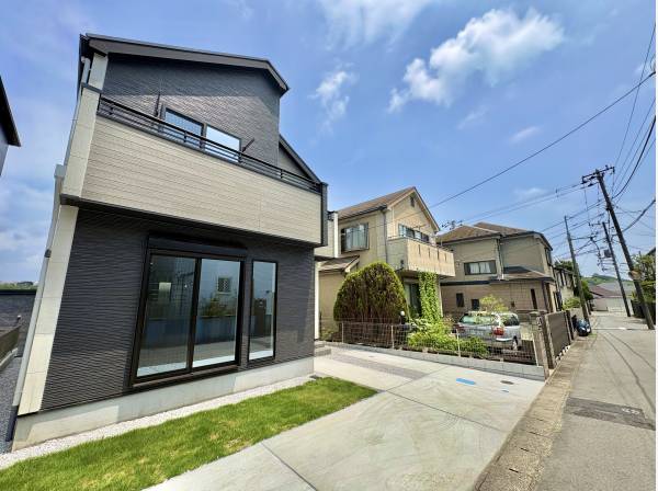 神奈川県藤沢市本藤沢３丁目の新築戸建