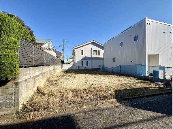 神奈川県三浦郡葉山町長柄の新築戸建