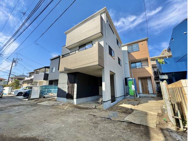 神奈川県茅ヶ崎市赤松町の新築戸建