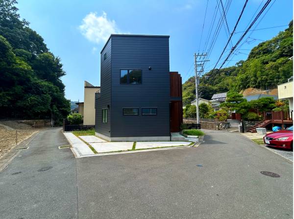 神奈川県三浦郡葉山町堀内の新築戸建