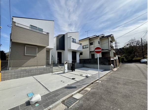 神奈川県逗子市久木８丁目の新築戸建