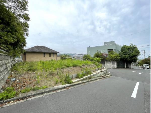 神奈川県三浦郡葉山町一色の土地