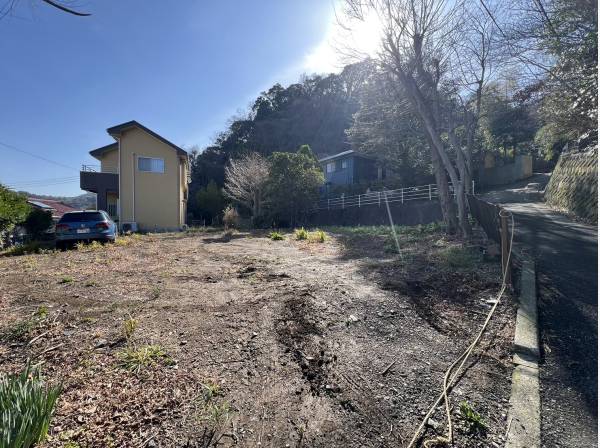 神奈川県三浦郡葉山町堀内の土地