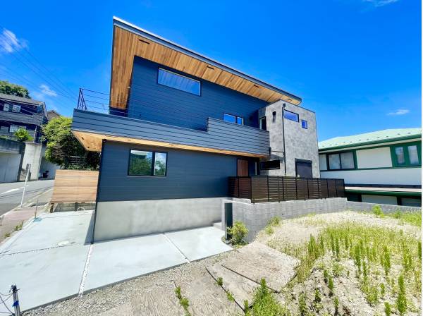 神奈川県逗子市久木８丁目の新築戸建