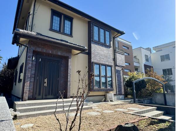 神奈川県平塚市中里の中古戸建