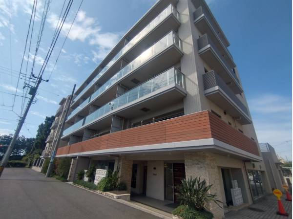 神奈川県茅ヶ崎市東海岸南１丁目のマンション