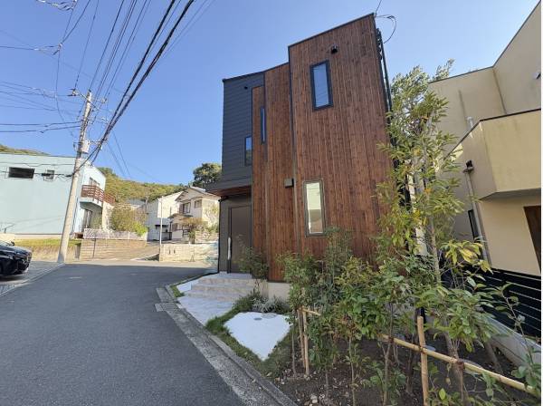 神奈川県三浦郡葉山町堀内の新築戸建