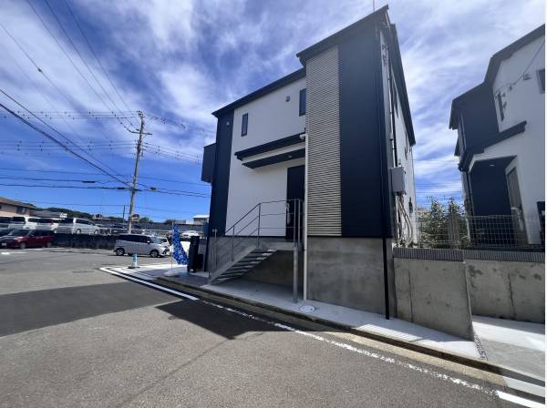 神奈川県藤沢市白旗１丁目の新築戸建