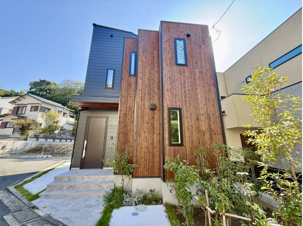 神奈川県三浦郡葉山町堀内の新築戸建