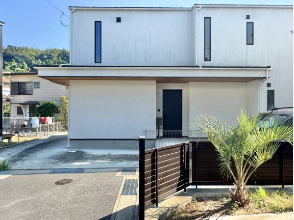 神奈川県三浦郡葉山町一色の中古戸建