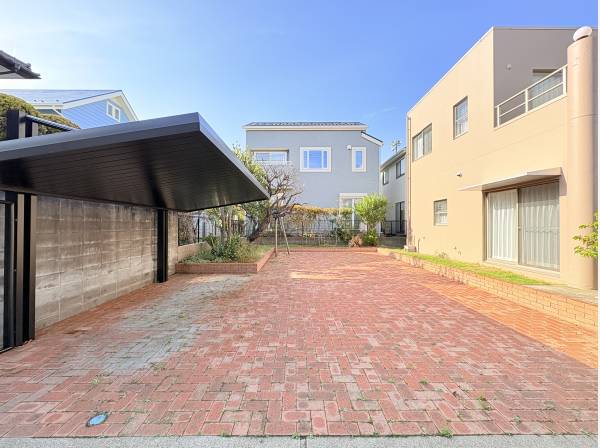 神奈川県藤沢市鵠沼松が岡４丁目の中古戸建