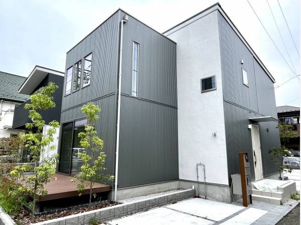 神奈川県藤沢市鵠沼松が岡５丁目の新築戸建