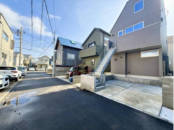 神奈川県藤沢市鵠沼海岸３丁目の中古戸建