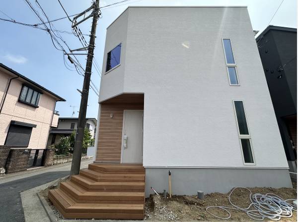 神奈川県藤沢市鵠沼海岸６丁目の新築戸建
