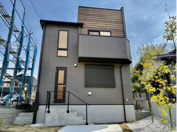 神奈川県鎌倉市腰越の新築戸建