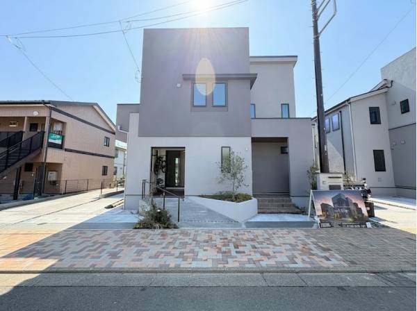 神奈川県藤沢市湘南台７丁目の新築戸建