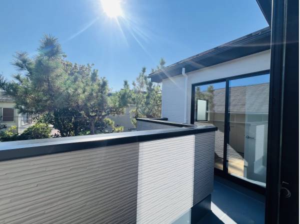 神奈川県藤沢市鵠沼松が岡３丁目の新築戸建